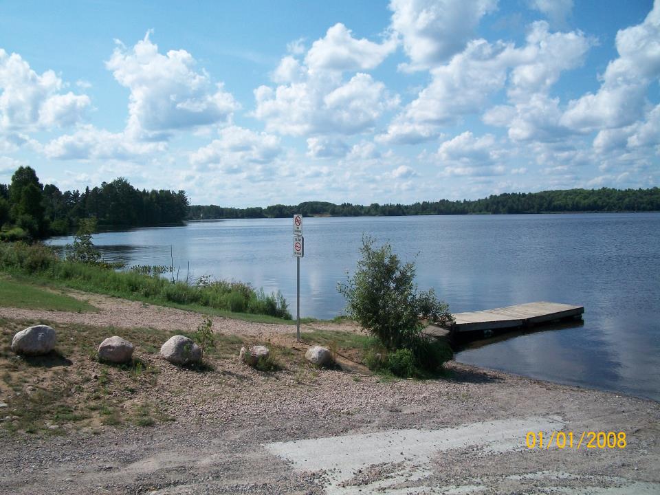 boat launch at Tom Thomson Park